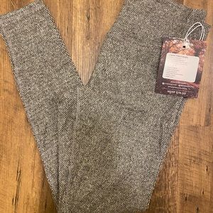 Kyodan outdoor soft cotton leggings size medium NWT